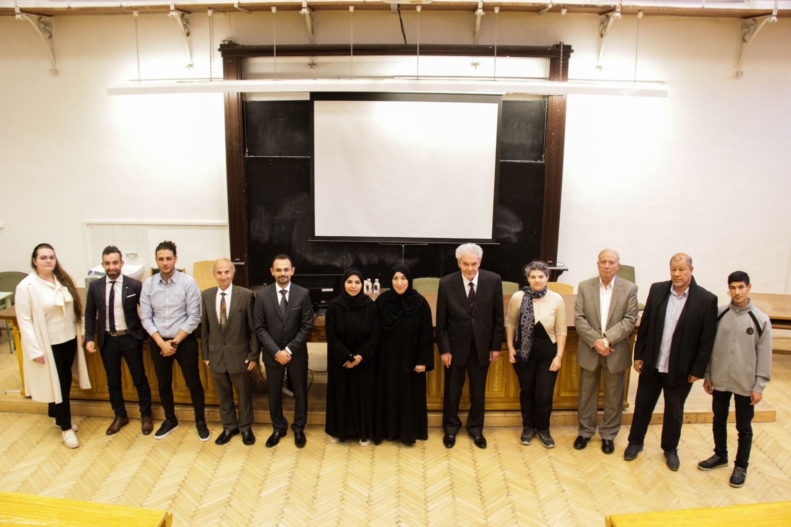 جولة ثقافية لجائزة الشيخ حمد للترجمة في هنغاريا